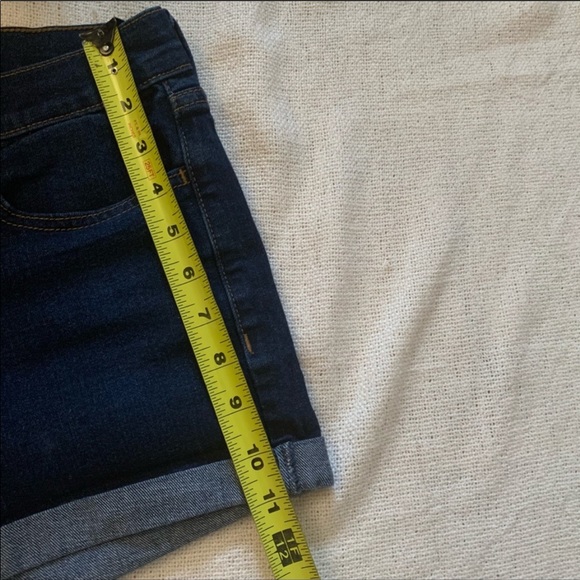 Old Navy Blue Denim Shorts - Picture 3 of 4